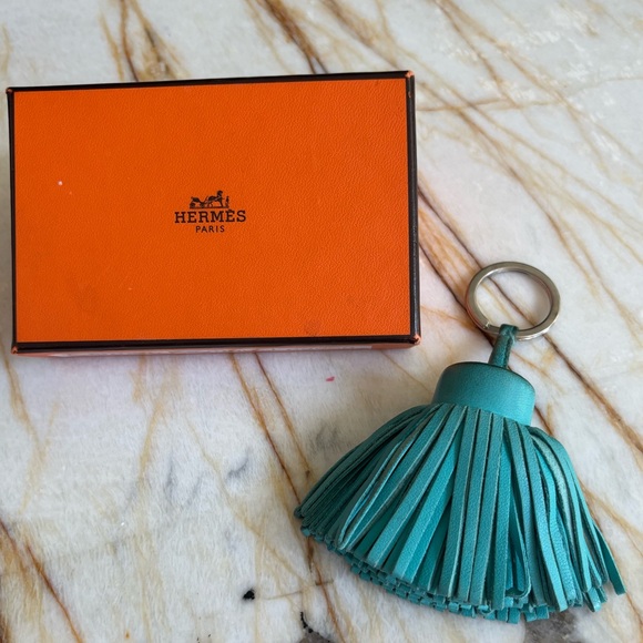 Hermes Carmen Key Ring in Lagoon - Picture 1 of 5